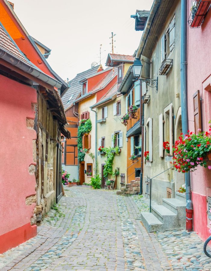 picturesque-view-of-the-quaint-town-of-ribeauville-alsace-france.jpg